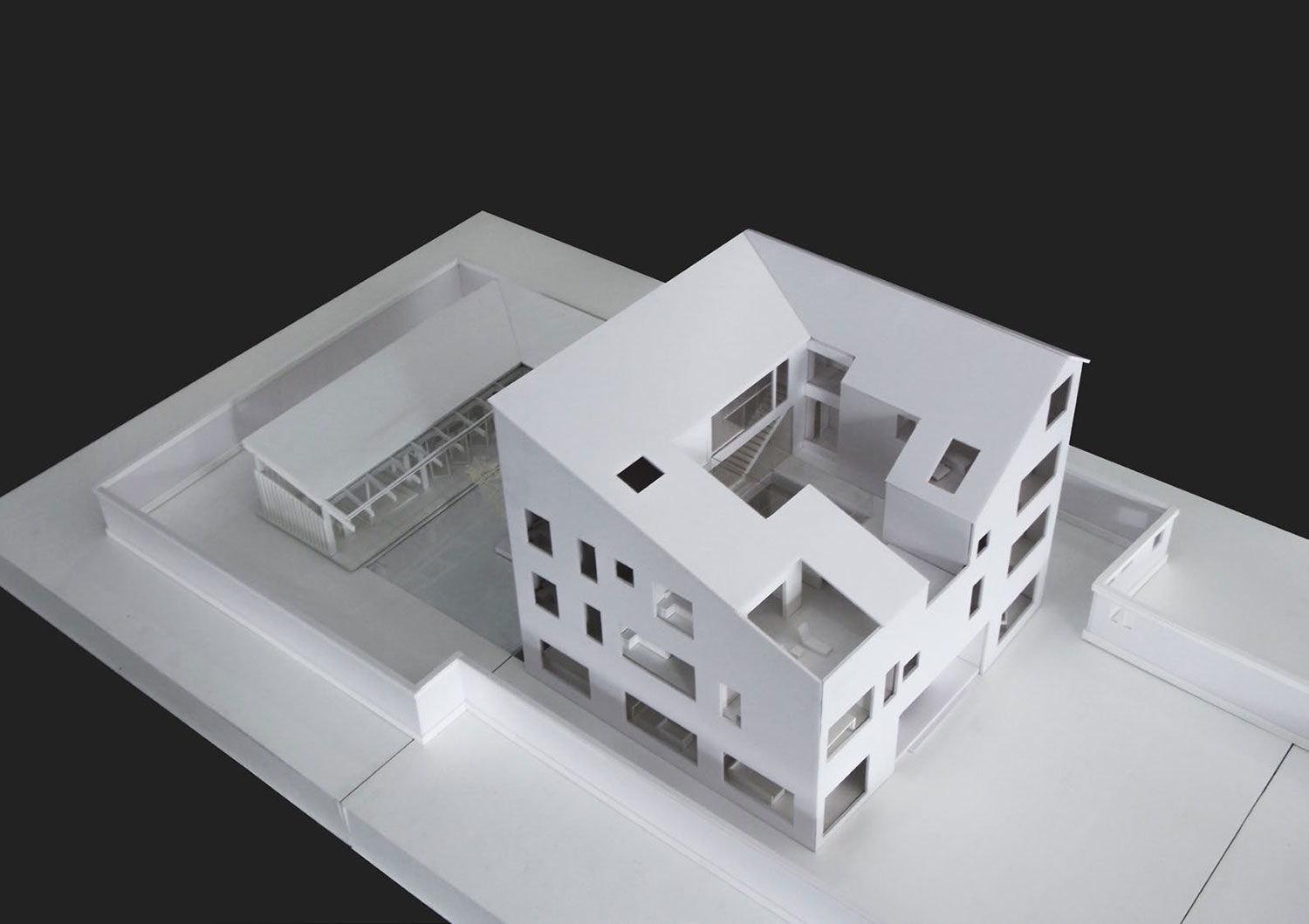 福建庄家四层现代别墅
