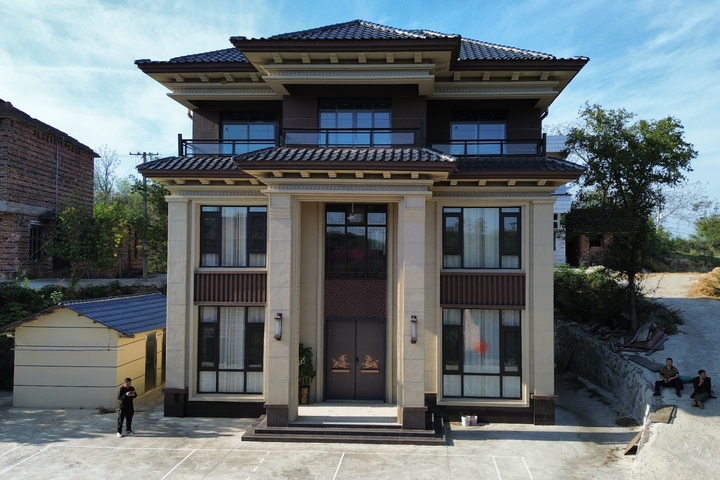 永州市冷水滩区黄阳司镇田坝塘村李子冲组罗府