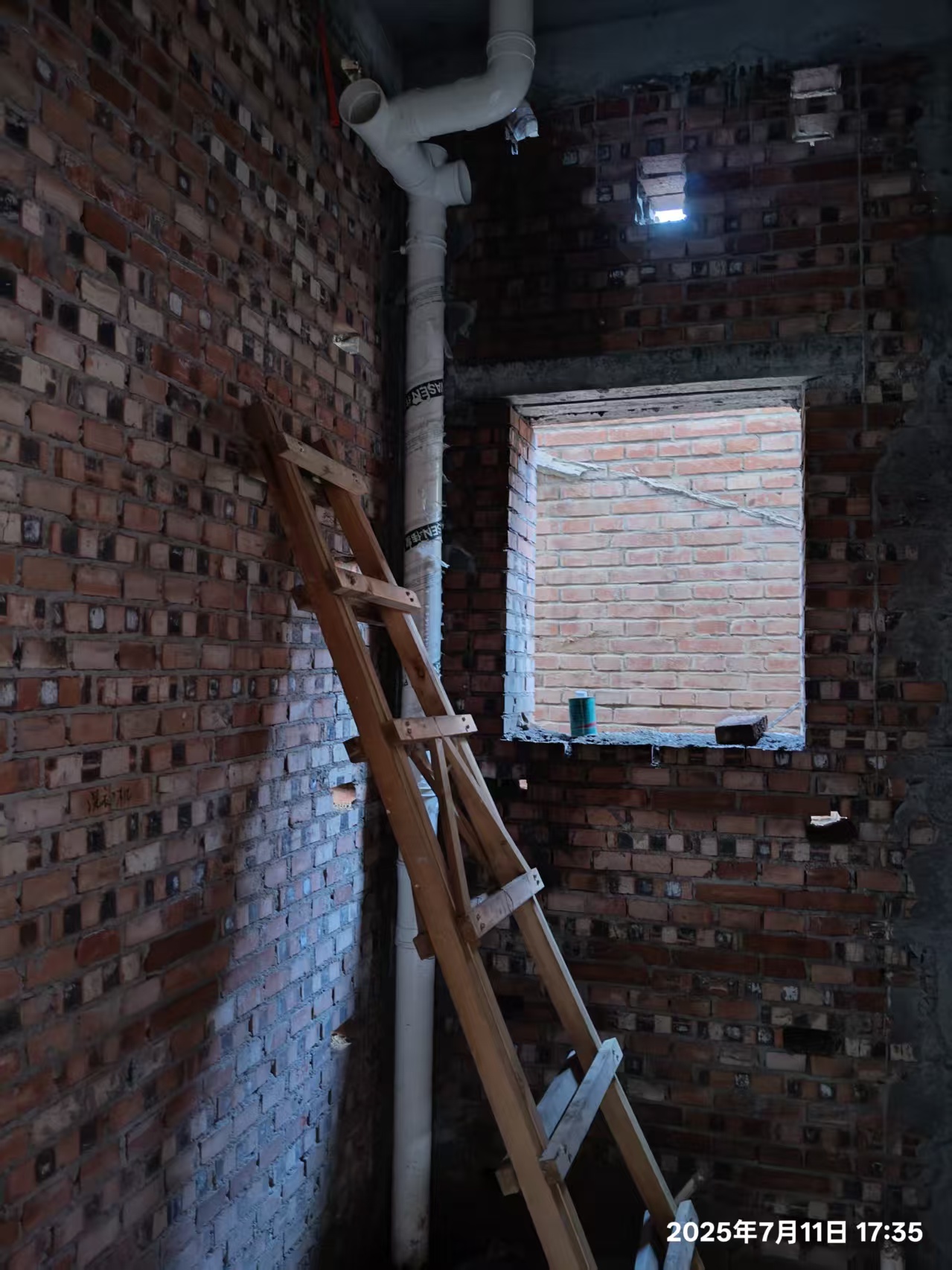 密云区太师屯镇芦各庄村 李先生自宅