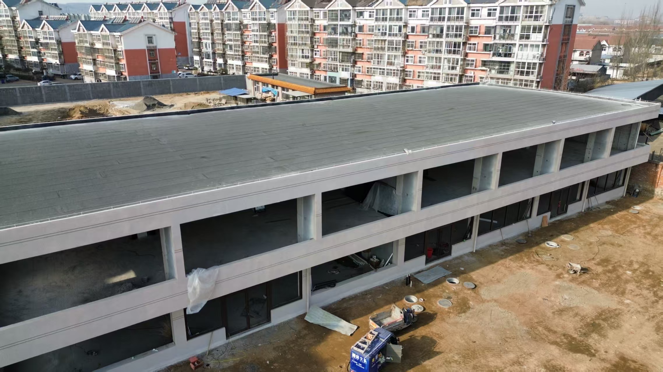 迁安市滨河村街道二层门市