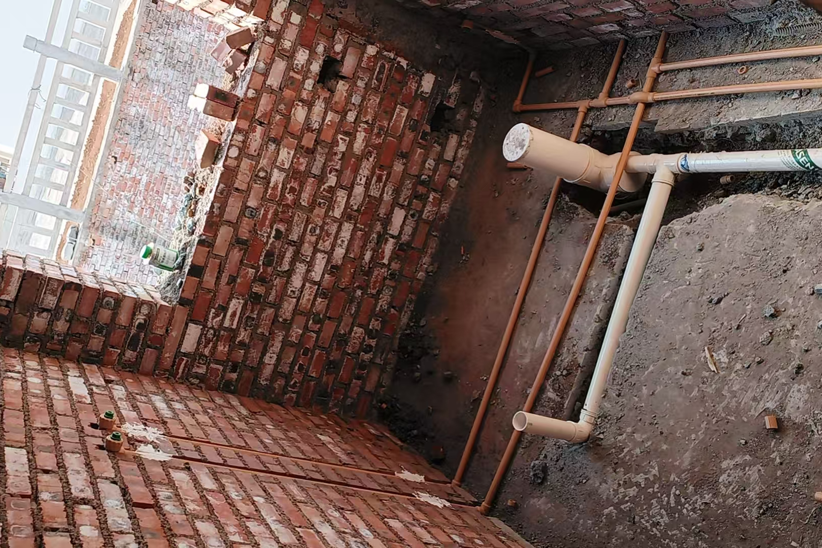 高岭镇芹菜岭村 翟先生