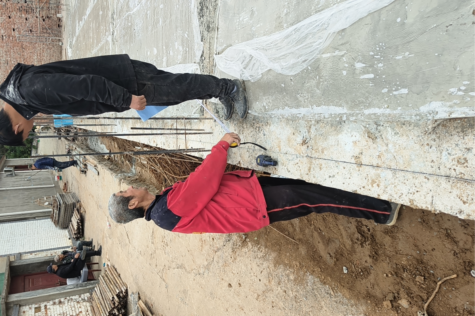 高岭镇芹菜岭村 翟先生